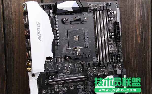 AMD Ryzen5 1600X配什么主板好 Ryzen5 1600X配什么顯卡好？