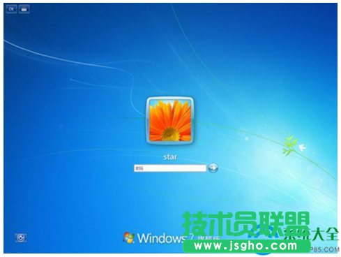 win7和win8系統(tǒng)操作界面哪個更好？  三聯(lián)
