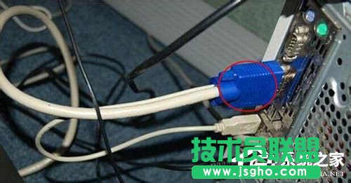 Win7電腦顯示器閃爍怎么辦？ 三聯(lián)